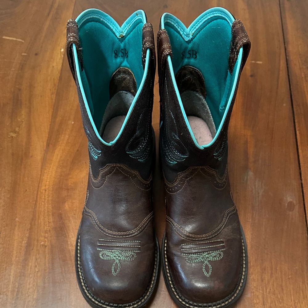 Ariat Fatbaby Haritage Cowboy Boots - Picture 3 of 8